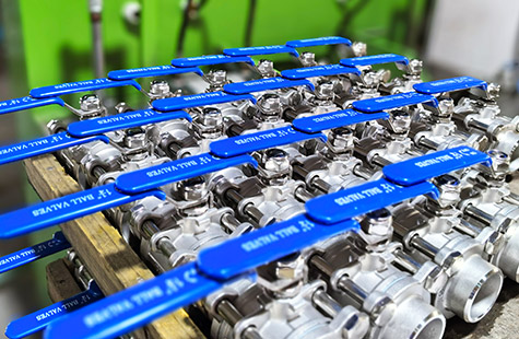 What are the differences between mini ball valves and conventional ball valves